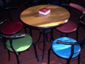 Hanoi table